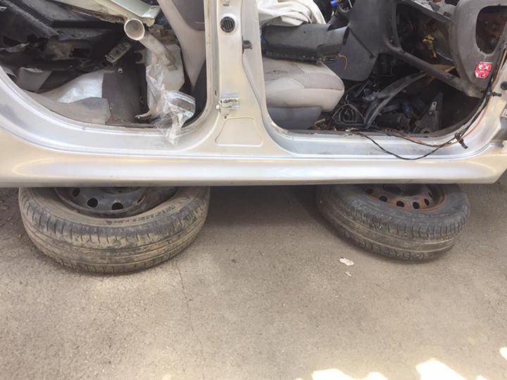Peugeot 206 sağ maşpiyel